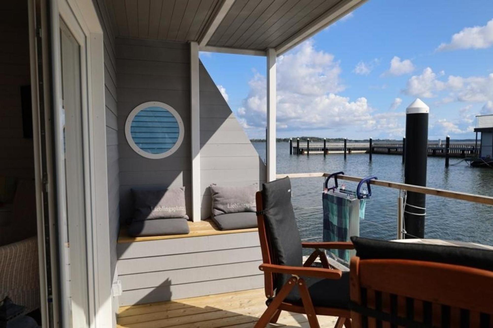 Hausboot Liliput Hotel Stralsund Ngoại thất bức ảnh